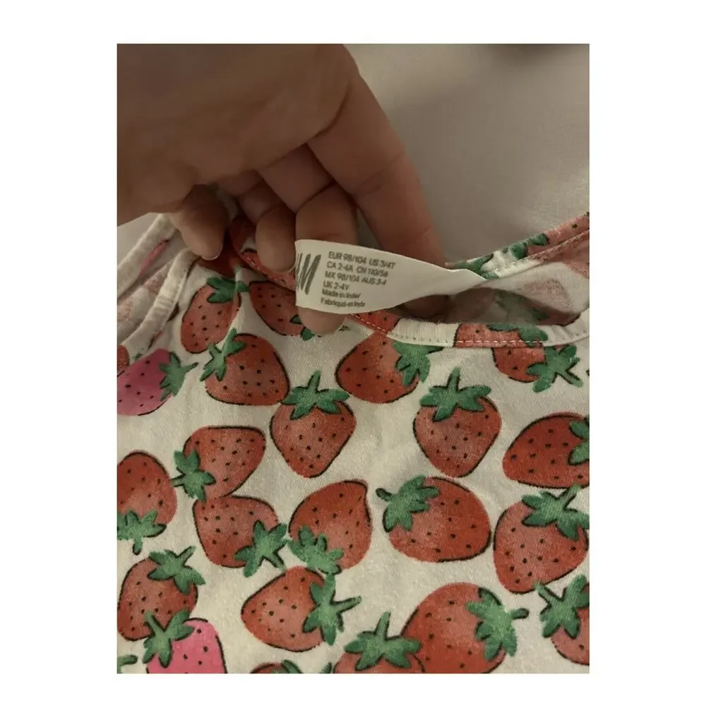 H&M strawberry unicorn